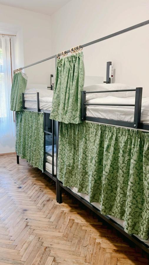 Hostel Do-Re-Mi Praha Exteriér fotografie